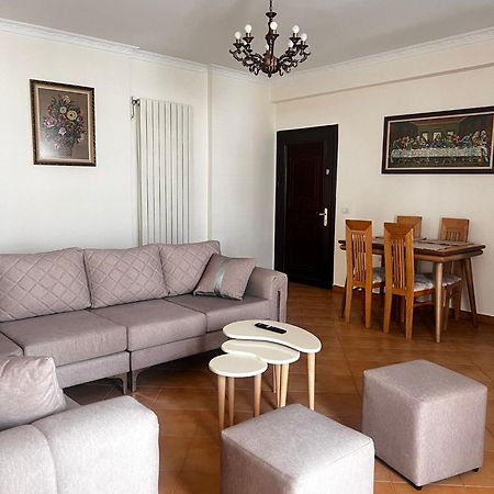 Lu Apartament Влёра Экстерьер фото
