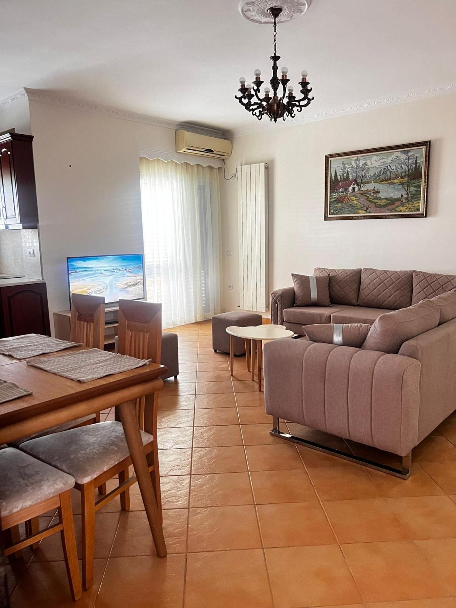 Lu Apartament Влёра Экстерьер фото