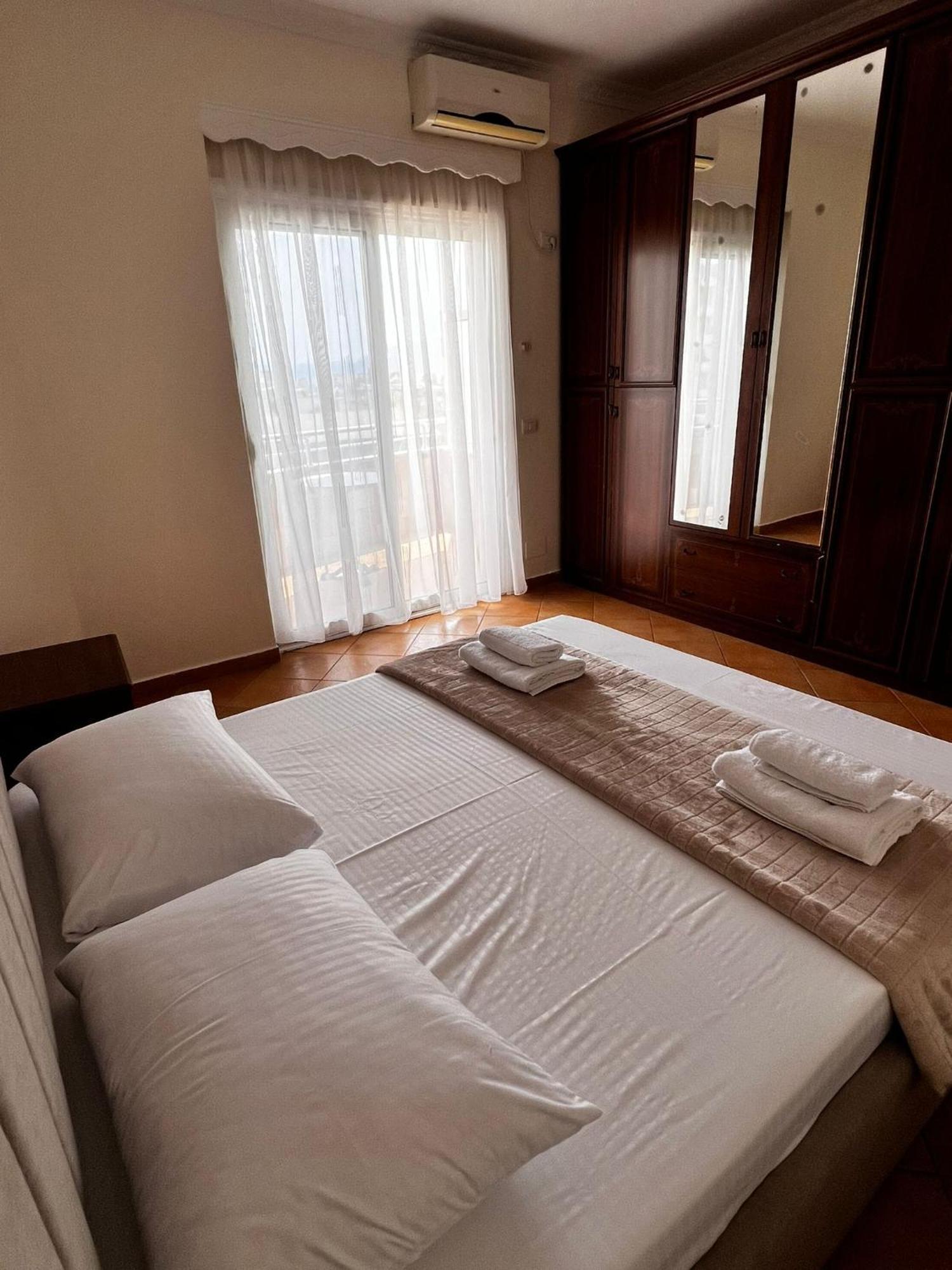 Lu Apartament Влёра Экстерьер фото